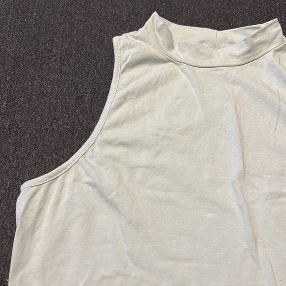 Teal crop top size large - Picture 6 of 8